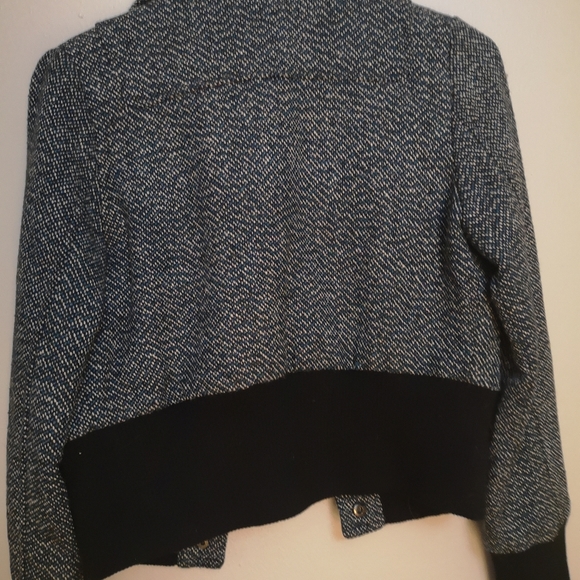 Cropped royal blue loveleygirl collection jacket. - Picture 3 of 4